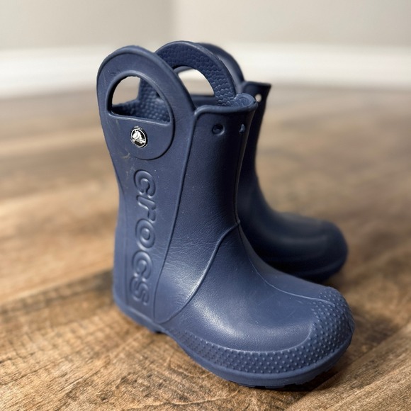 CROCS Other - Crocs Kids' Handle It Rain Boot, Navy, 6